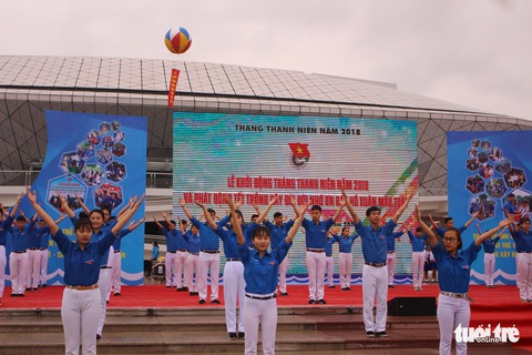 Trồng 5ha phi lao khởi công Tháng thanh niên - Ảnh 1. Trồng 5ha phi lao khởi công Tháng thanh niên - Ảnh 1.