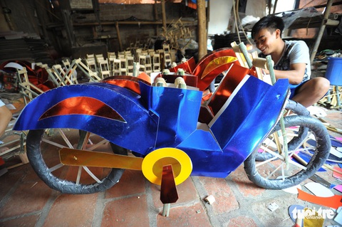Đốt tiền triệu vào vàng mã - Ảnh 19. Đốt tiền triệu vào vàng mã - Ảnh 19.