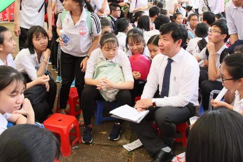 ĐH Y dược TP.HCM tăng chỉ tiêu tuyển, mở ngành dinh dưỡng - Ảnh 1. ĐH Y dược TP.HCM tăng chỉ tiêu tuyển, mở ngành dinh dưỡng - Ảnh 1.