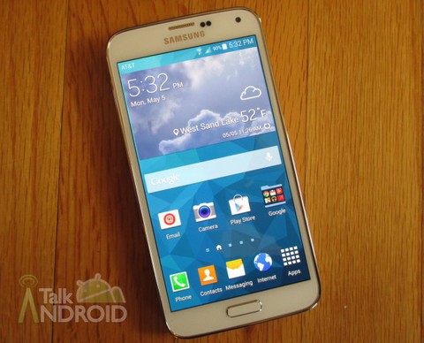 Trước giờ ra mắt Galaxy S9: Nhìn lại các đời Galaxy S của Samsung - Ảnh 6. Trước giờ ra mắt Galaxy S9: Nhìn lại các đời Galaxy S của Samsung - Ảnh 6.