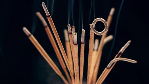 Khói hương gây ung thư như thế nào? - Ảnh 1. Khói hương gây ung thư như thế nào? - Ảnh 1.