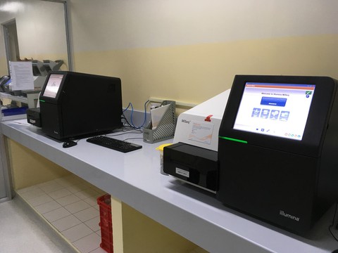Cuộc ‘hôn nhân’ 27 năm cứu sống hàng triệu người - Ảnh 4. Cuộc ‘hôn nhân’ 27 năm cứu sống hàng triệu người - Ảnh 4.