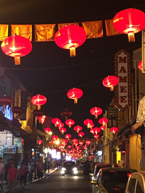 Lên cao nguyên ngắm đồi trà, xuống phố cổ ngắm đèn lồng - Ảnh 6. Lên cao nguyên ngắm đồi trà, xuống phố cổ ngắm đèn lồng - Ảnh 6.