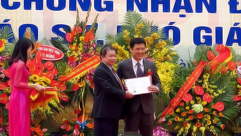 Số phó giáo sư tăng vọt, vì đâu? - Ảnh 1. Số phó giáo sư tăng vọt, vì đâu? - Ảnh 1.
