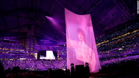 Justin Timberlake trình diễn ở Super Bowl: lời khen tiếng chê - Ảnh 2. Justin Timberlake trình diễn ở Super Bowl: lời khen tiếng chê - Ảnh 2.