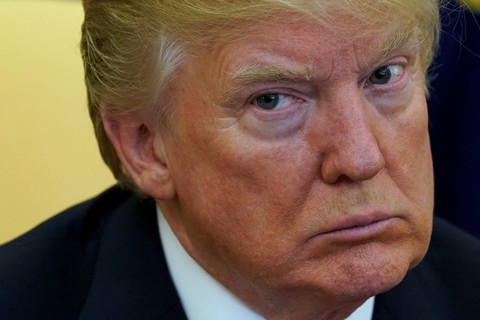 Ông Trump leo thang căng thẳng với đảng Dân chủ - Ảnh 1. Ông Trump leo thang căng thẳng với đảng Dân chủ - Ảnh 1.