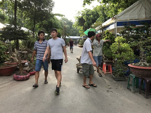 Hội chợ, công trình bủa vây công viên - Ảnh 5. Hội chợ, công trình bủa vây công viên - Ảnh 5.