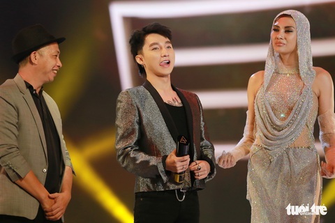 U23 Việt Nam bất ngờ nhận giải WeChoice 2017 - Ảnh 10. U23 Việt Nam bất ngờ nhận giải WeChoice 2017 - Ảnh 10.