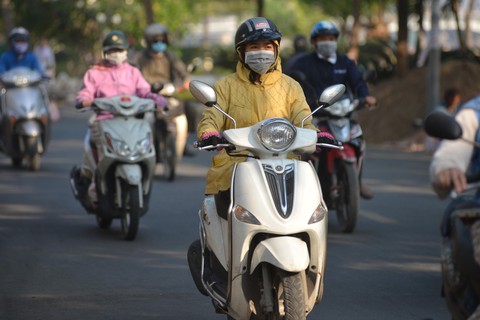 Nam Bộ sáng nay se lạnh, có nơi 17,3 độ C - Ảnh 1. Nam Bộ sáng nay se lạnh, có nơi 17,3 độ C - Ảnh 1.