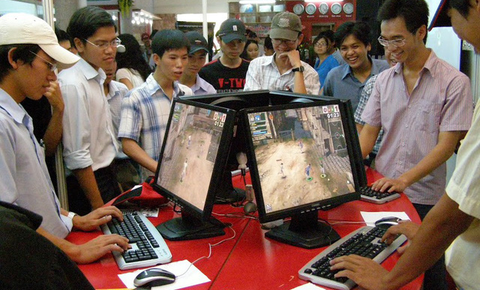 Tăng xông với dịch vụ Internet - Ảnh 1. Tăng xông với dịch vụ Internet - Ảnh 1.