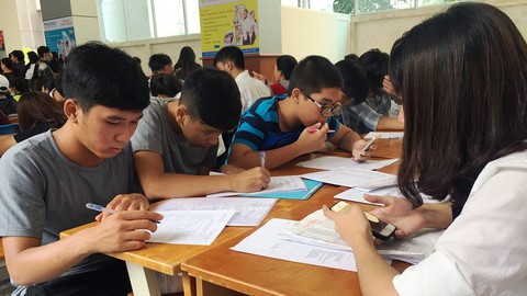 Lạ lùng tuyển sinh kế toán bằng môn... văn-sử-địa - Ảnh 1. Lạ lùng tuyển sinh kế toán bằng môn... văn-sử-địa - Ảnh 1.