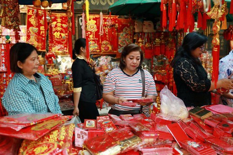 300.000 khách Trung Quốc ồ ạt sang Thái Lan chơi Tết - Ảnh 2. 300.000 khách Trung Quốc ồ ạt sang Thái Lan chơi Tết - Ảnh 2.