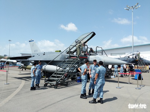 Ngắm dàn máy bay khủng ở Singapore Airshow 2018 - Ảnh 5. Ngắm dàn máy bay khủng ở Singapore Airshow 2018 - Ảnh 5.