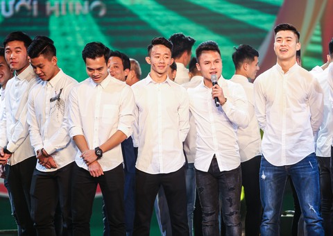 Quang Hải ghi bàn trước Xuân Bắc, Thu Phương, Huy Tuấn... - Ảnh 8. Quang Hải ghi bàn trước Xuân Bắc, Thu Phương, Huy Tuấn... - Ảnh 8.