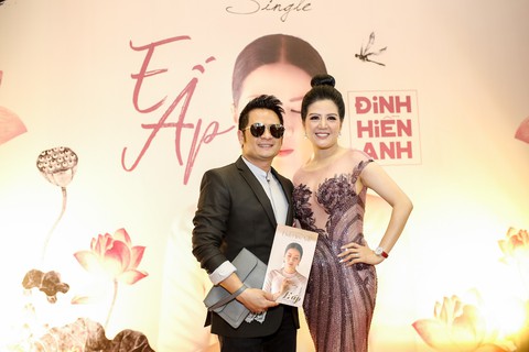 Giải nhì Sao Mai Đinh Hiền Anh trở lại sau 10 năm vắng bóng - Ảnh 5. Giải nhì Sao Mai Đinh Hiền Anh trở lại sau 10 năm vắng bóng - Ảnh 5.