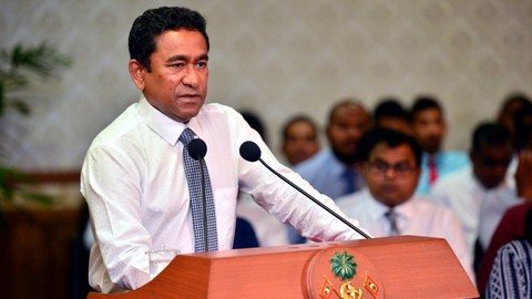 Hỗn loạn ở thiên đường du lịch Maldives - Ảnh 5. Hỗn loạn ở thiên đường du lịch Maldives - Ảnh 5.