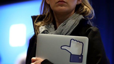 Không dễ mời đồng nghiệp ở Facebook, Alphabet đi ăn, xem phim - Ảnh 1. Không dễ mời đồng nghiệp ở Facebook, Alphabet đi ăn, xem phim - Ảnh 1.