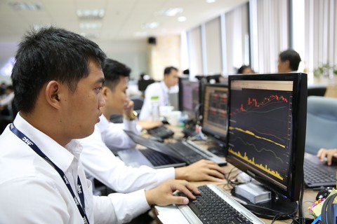 Chứng khoán hứng khởi sau Tết, Vn Index tăng 27 điểm - Ảnh 1. Chứng khoán hứng khởi sau Tết, Vn Index tăng 27 điểm - Ảnh 1.