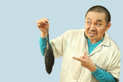 Xuân Hinh: trốn Tết để đỡ phải tốn kém, đỡ phải chào hỏi chứ gì? - Ảnh 8. Xuân Hinh: trốn Tết để đỡ phải tốn kém, đỡ phải chào hỏi chứ gì? - Ảnh 8.