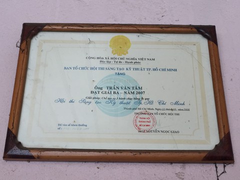 Ông Tâm xe điện và chiếc ôtô điện 5 chỗ CITY 18 - Ảnh 4. Ông Tâm xe điện và chiếc ôtô điện 5 chỗ CITY 18 - Ảnh 4.