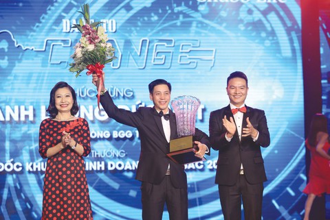 Chubb Life – Annual Agency Awards 2017: Dám thay đổi, đón thành công - Ảnh 7. Chubb Life – Annual Agency Awards 2017: Dám thay đổi, đón thành công - Ảnh 7.