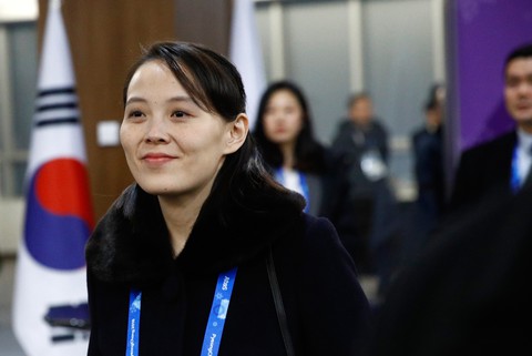 Em gái ông Kim Jong Un được chờ đón hơn sao điện ảnh - Ảnh 2. Em gái ông Kim Jong Un được chờ đón hơn sao điện ảnh - Ảnh 2.
