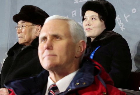 Em gái ông Kim Jong Un được chờ đón hơn sao điện ảnh - Ảnh 8. Em gái ông Kim Jong Un được chờ đón hơn sao điện ảnh - Ảnh 8.