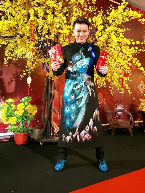 Hoa hậu H’hen Niê, Đàm Vĩnh Hưng, Lý Nhã Kỳ đi đâu, làm gì dịp Tết? - Ảnh 2. Hoa hậu H’hen Niê, Đàm Vĩnh Hưng, Lý Nhã Kỳ đi đâu, làm gì dịp Tết? - Ảnh 2.