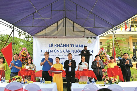 Nỗ lực chung tay bảo vệ nguồn nước - Ảnh 1. Nỗ lực chung tay bảo vệ nguồn nước - Ảnh 1.