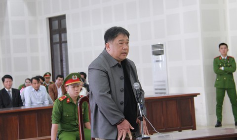 Người đe dọa giết chủ tịch Đà Nẵng lãnh 18 tháng tù - Ảnh 1. Người đe dọa giết chủ tịch Đà Nẵng lãnh 18 tháng tù - Ảnh 1.