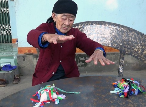 Lễ hóa vàng của người Giáy ở vùng cao - Ảnh 1. Lễ hóa vàng của người Giáy ở vùng cao - Ảnh 1.