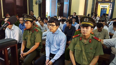 Đại án Phạm Công Danh: Một bước lên hương, nửa đường tù tội - Ảnh 1. Đại án Phạm Công Danh: Một bước lên hương, nửa đường tù tội - Ảnh 1.