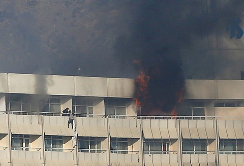 Taliban đã thừa nhận tấn công khách sạn Intercontinental - Ảnh 3. Taliban đã thừa nhận tấn công khách sạn Intercontinental - Ảnh 3.