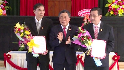 Cho chánh án TAND tỉnh Phú Yên thôi chức chờ nghỉ hưu - Ảnh 1. Cho chánh án TAND tỉnh Phú Yên thôi chức chờ nghỉ hưu - Ảnh 1.
