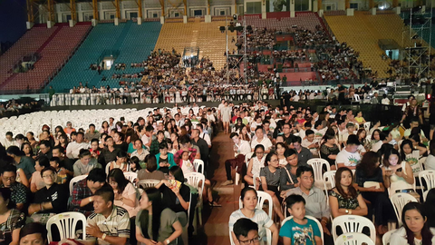 Festival Làn Sóng Xanh lèo tèo khán giả, không có nghệ sĩ lên nhận giải - Ảnh 8. Festival Làn Sóng Xanh lèo tèo khán giả, không có nghệ sĩ lên nhận giải - Ảnh 8.
