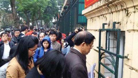 Đề nghị cách ly người làm chứng phiên tòa ông Đinh La Thăng - Ảnh 12. Đề nghị cách ly người làm chứng phiên tòa ông Đinh La Thăng - Ảnh 12.
