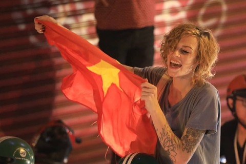 Cả nước xuống đường mừng U-23 Việt Nam chiến thắng - Ảnh 23. Cả nước xuống đường mừng U-23 Việt Nam chiến thắng - Ảnh 23.