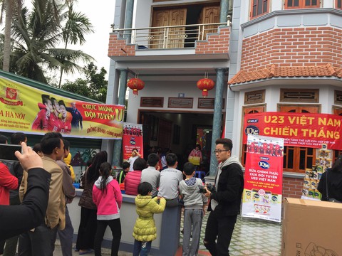 Xem chung kết với gia đình tuyển thủ: Các con đã thi đấu hết mình! - Ảnh 15. Xem chung kết với gia đình tuyển thủ: Các con đã thi đấu hết mình! - Ảnh 15.