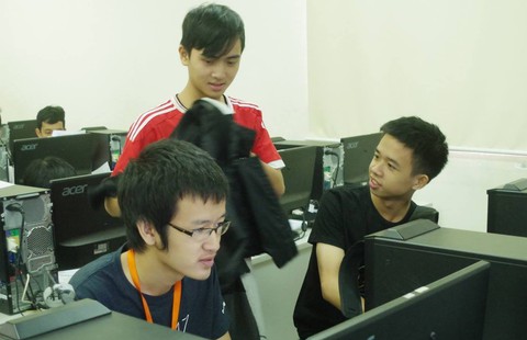 ĐH KHTN TP.HCM được chọn thi chung kết lập trình ACM-ICPC thế giới - Ảnh 1. ĐH KHTN TP.HCM được chọn thi chung kết lập trình ACM-ICPC thế giới - Ảnh 1.