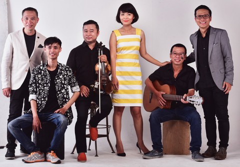 Trò chuyện với nhạc sĩ của Ta có hẹn với tháng 5 - Ảnh 7. Trò chuyện với nhạc sĩ của Ta có hẹn với tháng 5 - Ảnh 7.