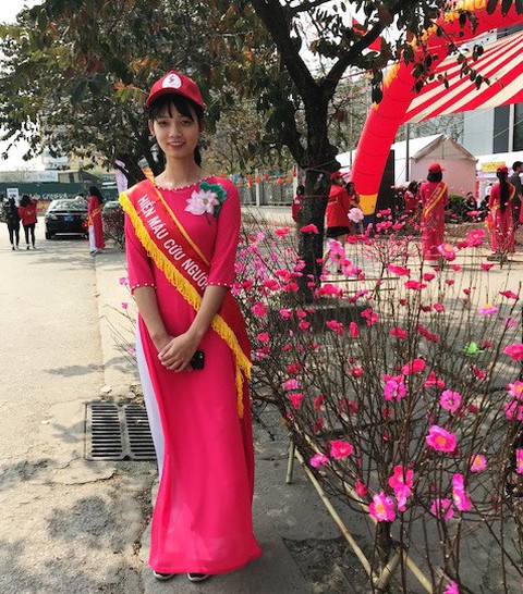Lễ hội hoa đào chào mừng người hiến máu tình nguyện - Ảnh 3. Lễ hội hoa đào chào mừng người hiến máu tình nguyện - Ảnh 3.