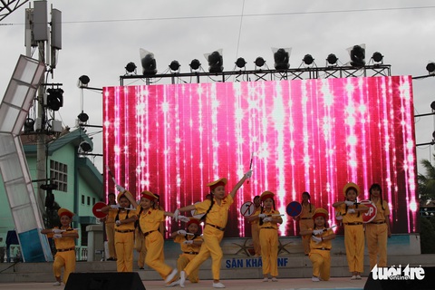 Phát động Năm an toàn giao thông 2018 - Ảnh 2. Phát động Năm an toàn giao thông 2018 - Ảnh 2.