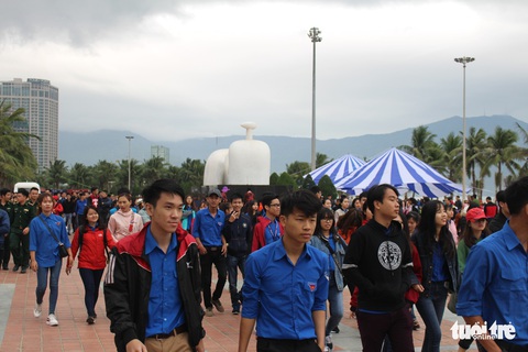 Phát động Năm an toàn giao thông 2018 - Ảnh 7. Phát động Năm an toàn giao thông 2018 - Ảnh 7.