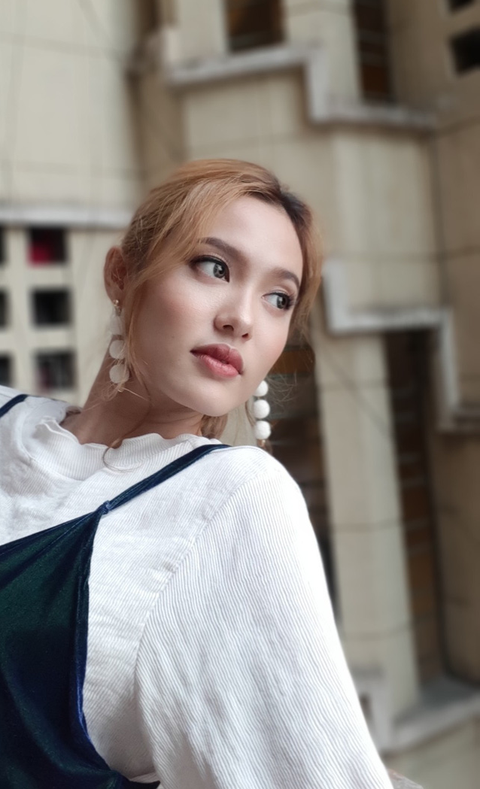 Đằng sau những bức ảnh selfie cực chất của Fung La - Ảnh 3. Đằng sau những bức ảnh selfie cực chất của Fung La - Ảnh 3.