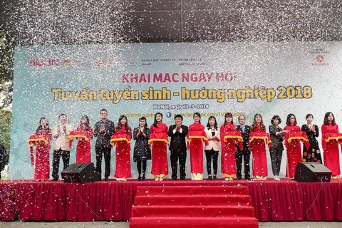 5 điểm một môn thi mới đậu tốt nghiệp là tin thất thiệt - Ảnh 8. 5 điểm một môn thi mới đậu tốt nghiệp là tin thất thiệt - Ảnh 8.