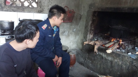 Chuyến công tác xa nhà đầu tiên của những người lính đảo - Ảnh 3. Chuyến công tác xa nhà đầu tiên của những người lính đảo - Ảnh 3.