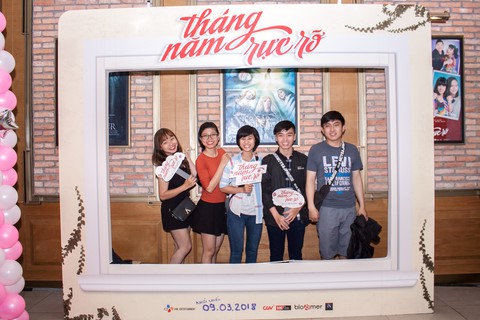 Nghe Hoàng Yến Chibi hát Nụ hôn đánh rơi của Tháng năm rực rỡ - Ảnh 10. Nghe Hoàng Yến Chibi hát Nụ hôn đánh rơi của Tháng năm rực rỡ - Ảnh 10.