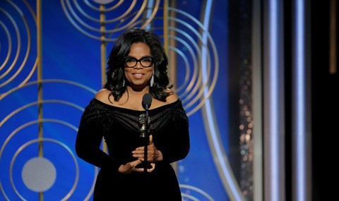 Nữ hoàng Oprah Winfrey và những vai diễn truyền cảm hứng - Ảnh 4. Nữ hoàng Oprah Winfrey và những vai diễn truyền cảm hứng - Ảnh 4.