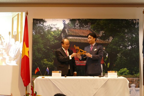 New Zealand nồng ấm đón Thủ tướng Nguyễn Xuân Phúc - Ảnh 4. New Zealand nồng ấm đón Thủ tướng Nguyễn Xuân Phúc - Ảnh 4.