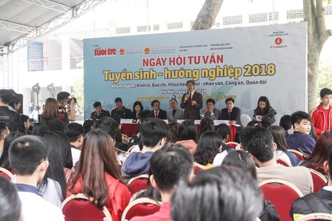Thí sinh đăng ký xét tuyển từ 1-4, cách tính điểm như cũ - Ảnh 2. Thí sinh đăng ký xét tuyển từ 1-4, cách tính điểm như cũ - Ảnh 2.